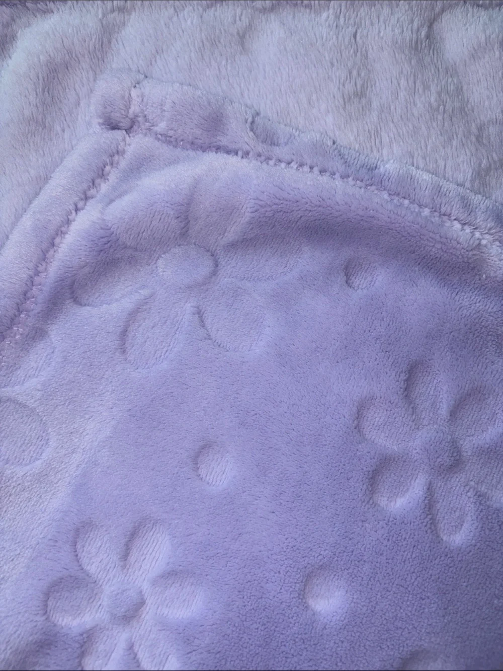 Soft Lilac Kids Blanket with Floral Design